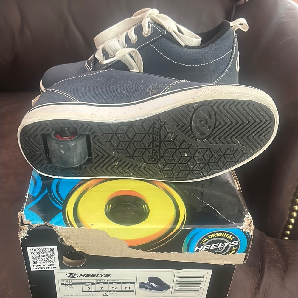 Heelys Blue and White Skate Sneakers